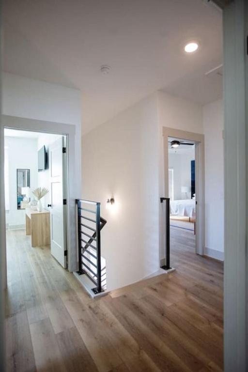 Вілла Coral Reef - Brand New Build, Pet Friendly, Private Pool! Sleeps 9! Панама-Сіті-Біч Екстер'єр фото
